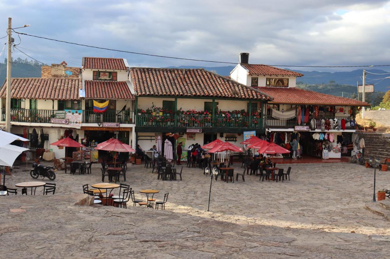 Hotel Lancers - Pantano De Vargas Paipa Boyaca Exterior photo