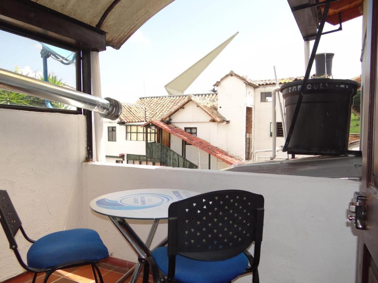 Hotel Lancers - Pantano De Vargas Paipa Boyaca Exterior photo
